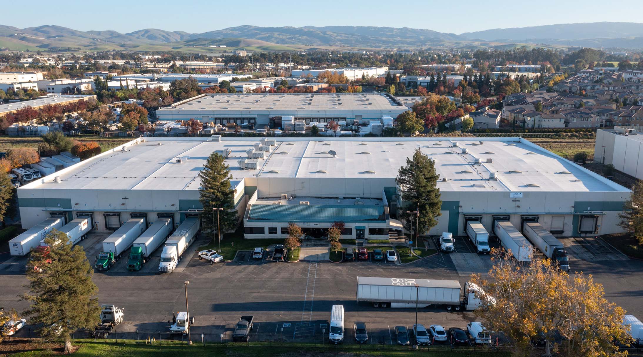 LAS POSITAS LOGISTICS CENTER